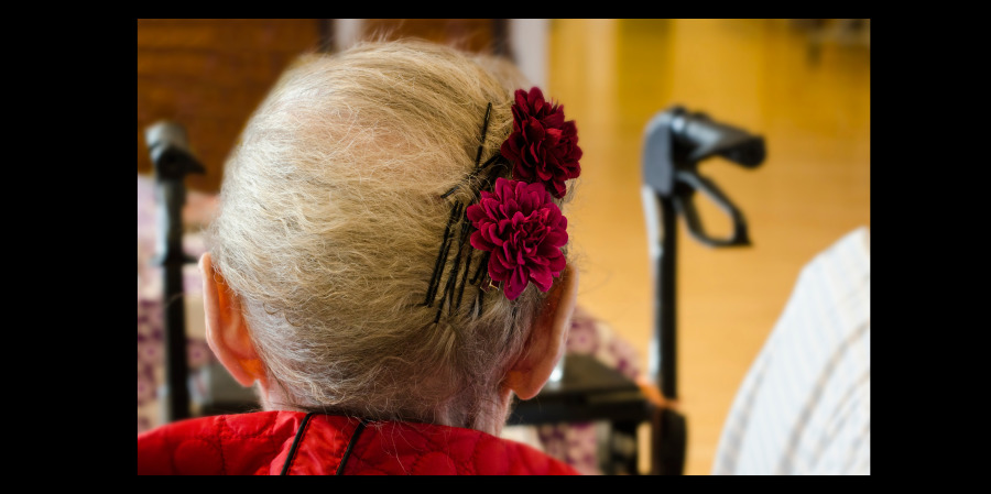 Theme:Old people   Dressing-up to New Years celebration at The Town Hall in Copenhagen